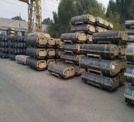Chine Uhp/Hp/Rp Arc Furnace Carbon Graphite Electrodes Price Graphite Electrode For Eaf fournisseur