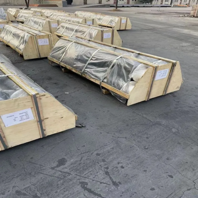 UHP Graphite Electrodes for Electric-Arc Furnace/Ladle Furnace fournisseur