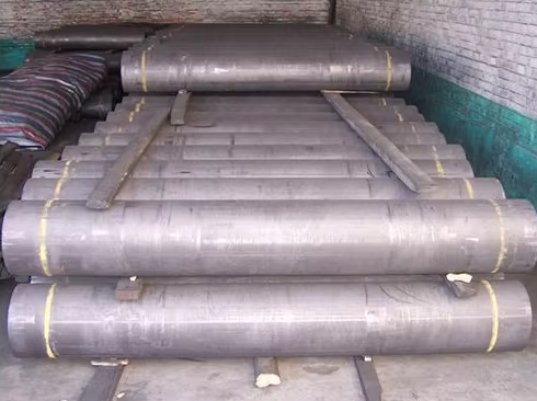 Low Price Graphite Electrode uhp 300 Rp450 Rp500mm Carbon Graphite Electrodes for Eaf/edm Graphite Electrode/graphite Electrode